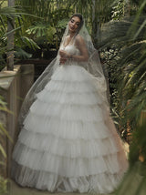 Princess like sparkle wedding ball gown dress
