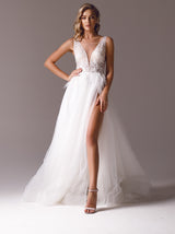 Botanic Lace beach wedding dress with feathers