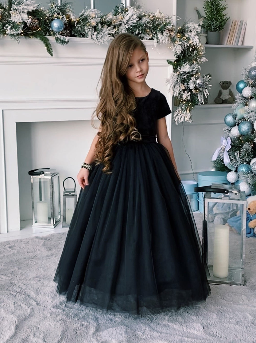 Black velvet flower girl dress best sale