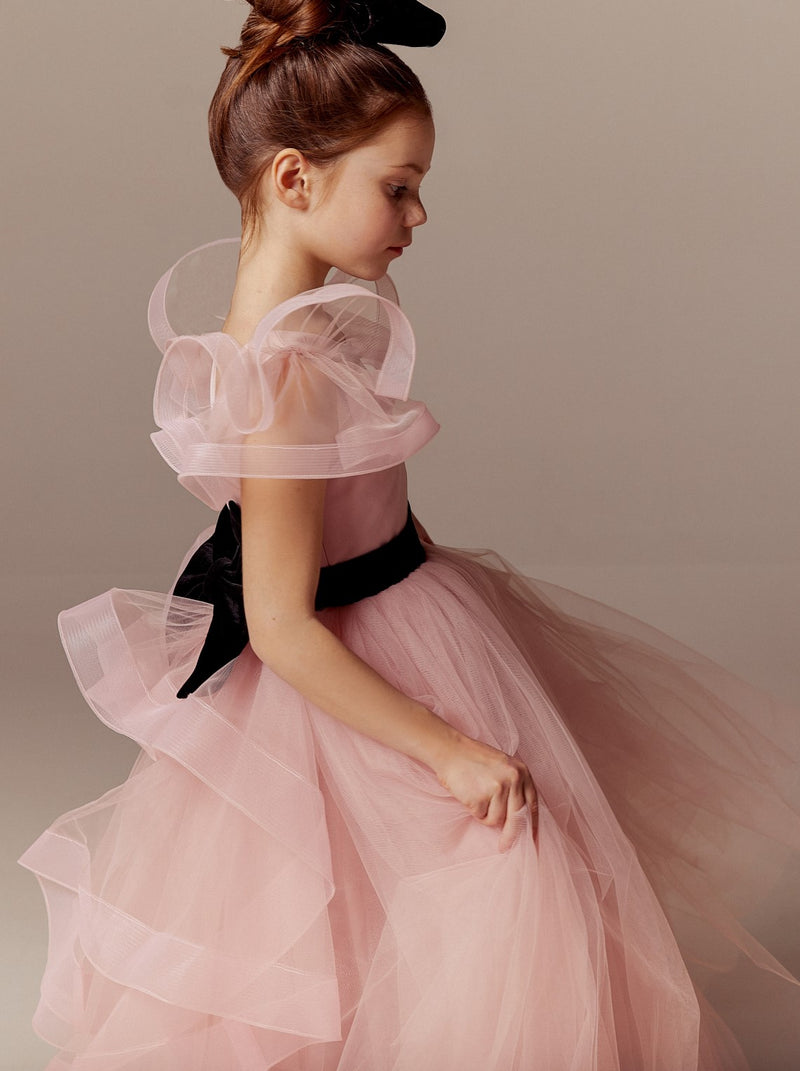 Junior bridesmaid dress with detachable train La Novale Atelier Junior bridesmaid dress with detachable train La Novale Atelier