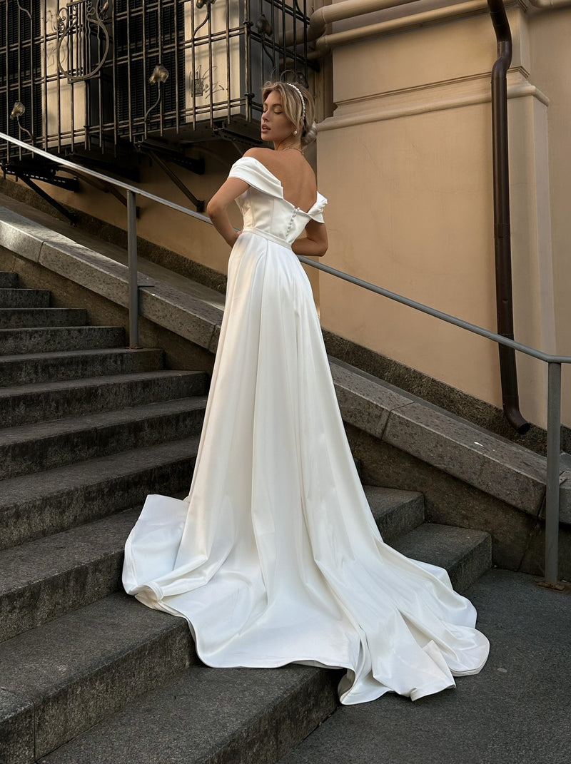 7 Wedding Dress Trends – YAY OR NAY?