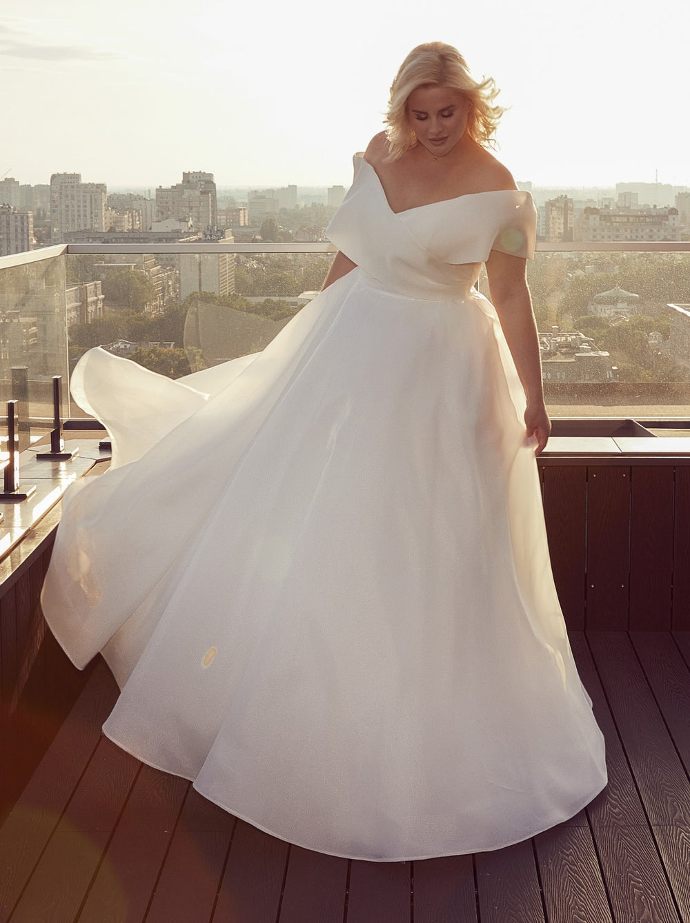 Bardot neck organza wedding dress – La Novale Atelier Bardot neck organza wedding dress – La Novale Atelier