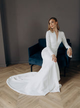 Retro inspired casual wedding dress with trumpet sleeve