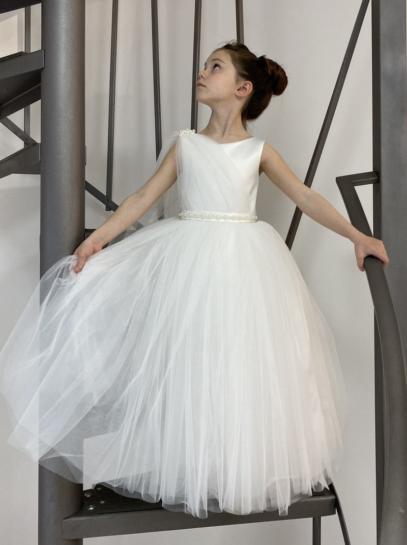 modern communion dress Boho Style Butterflies Sleeves First Communion Dress Celestial 3314 Pre-order 7-8 years / White with another lace