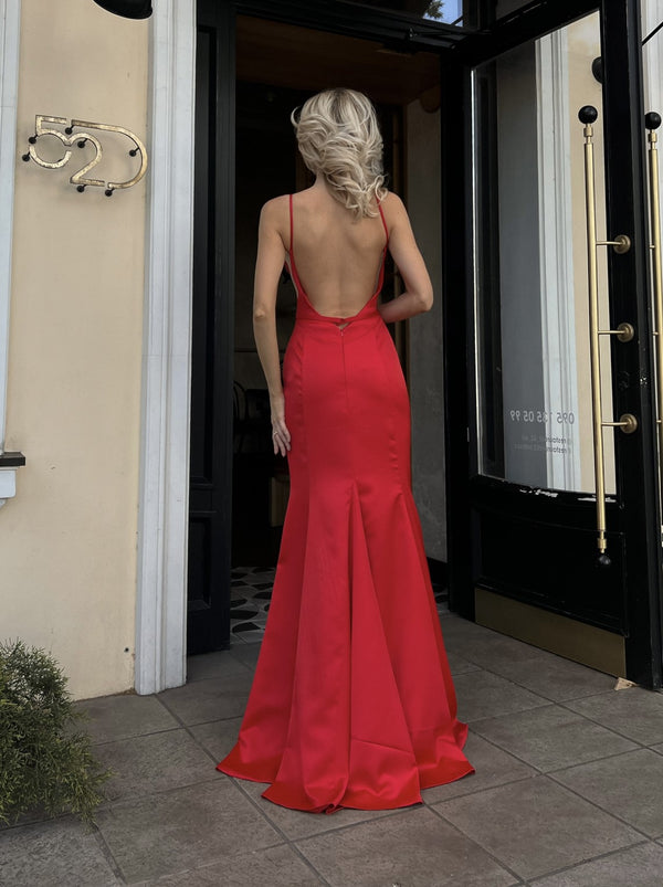 Spaghetti straps backless evening gown