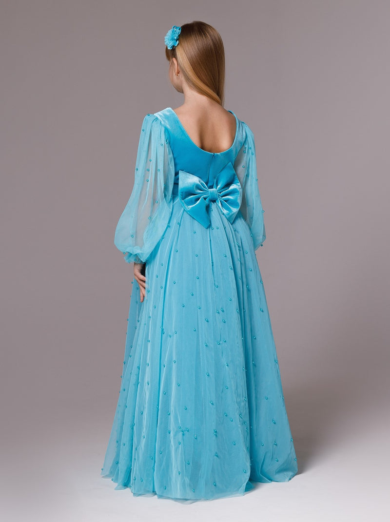 Modest velvet junior bridesmaid dress La Novale Atelier Modest velvet junior bridesmaid dress La Novale Atelier