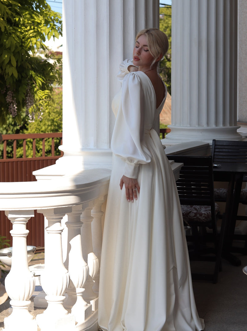 cummerbund satin wedding dress with Bishop sleeve La Novale Atelier cummerbund satin wedding dress with Bishop sleeve La Novale Atelier